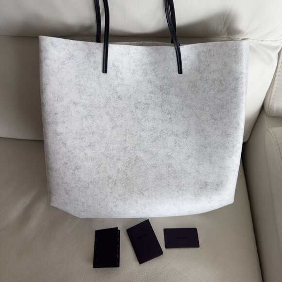NWT PRADA Tote BAG Grey Felt 100% Authentic - Picture 6 of 12